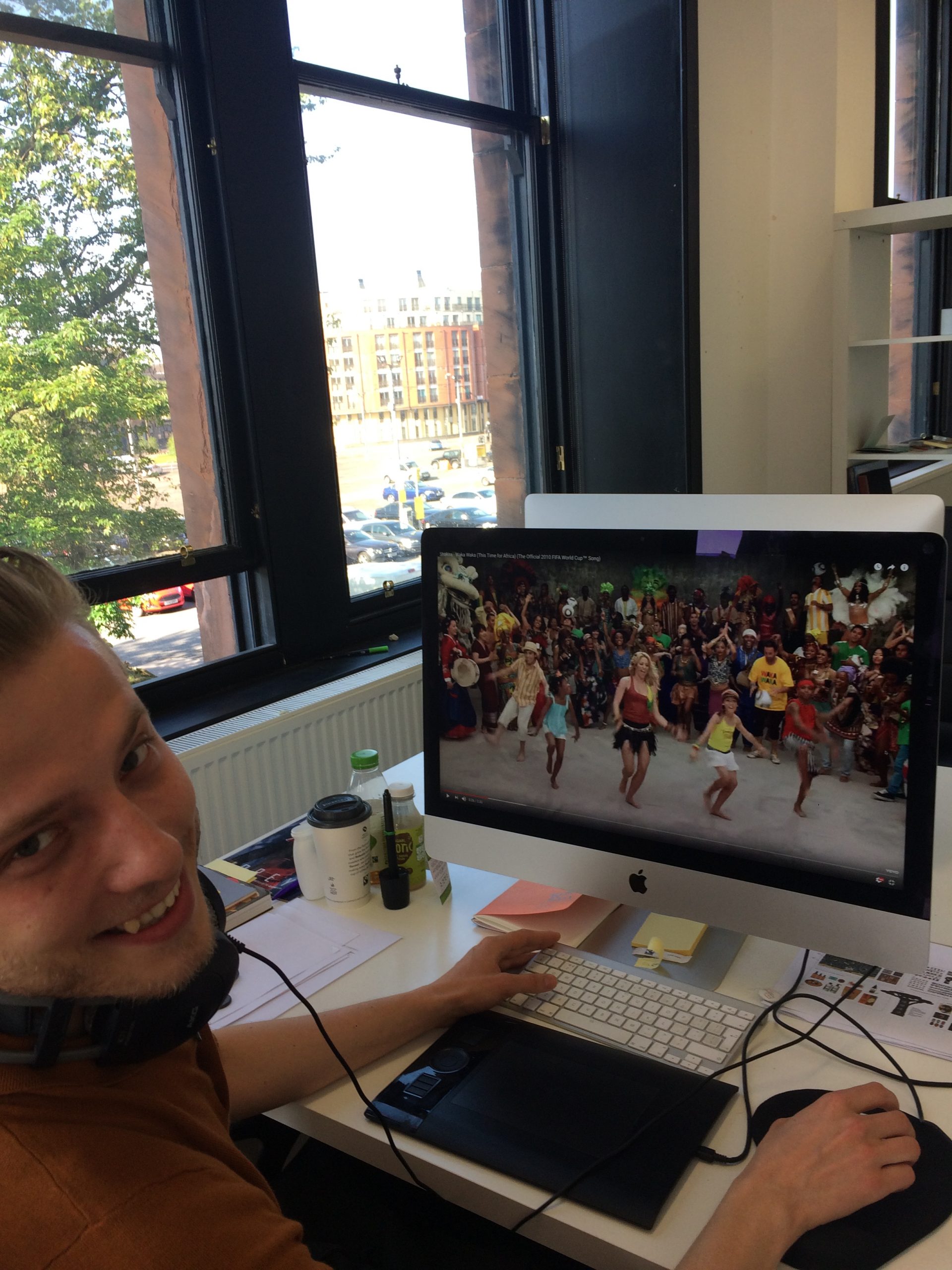 ’Shakira!’ Our designer Marek gaining previous research and insights for the Baotic brand by watching Shakira own his Mac.